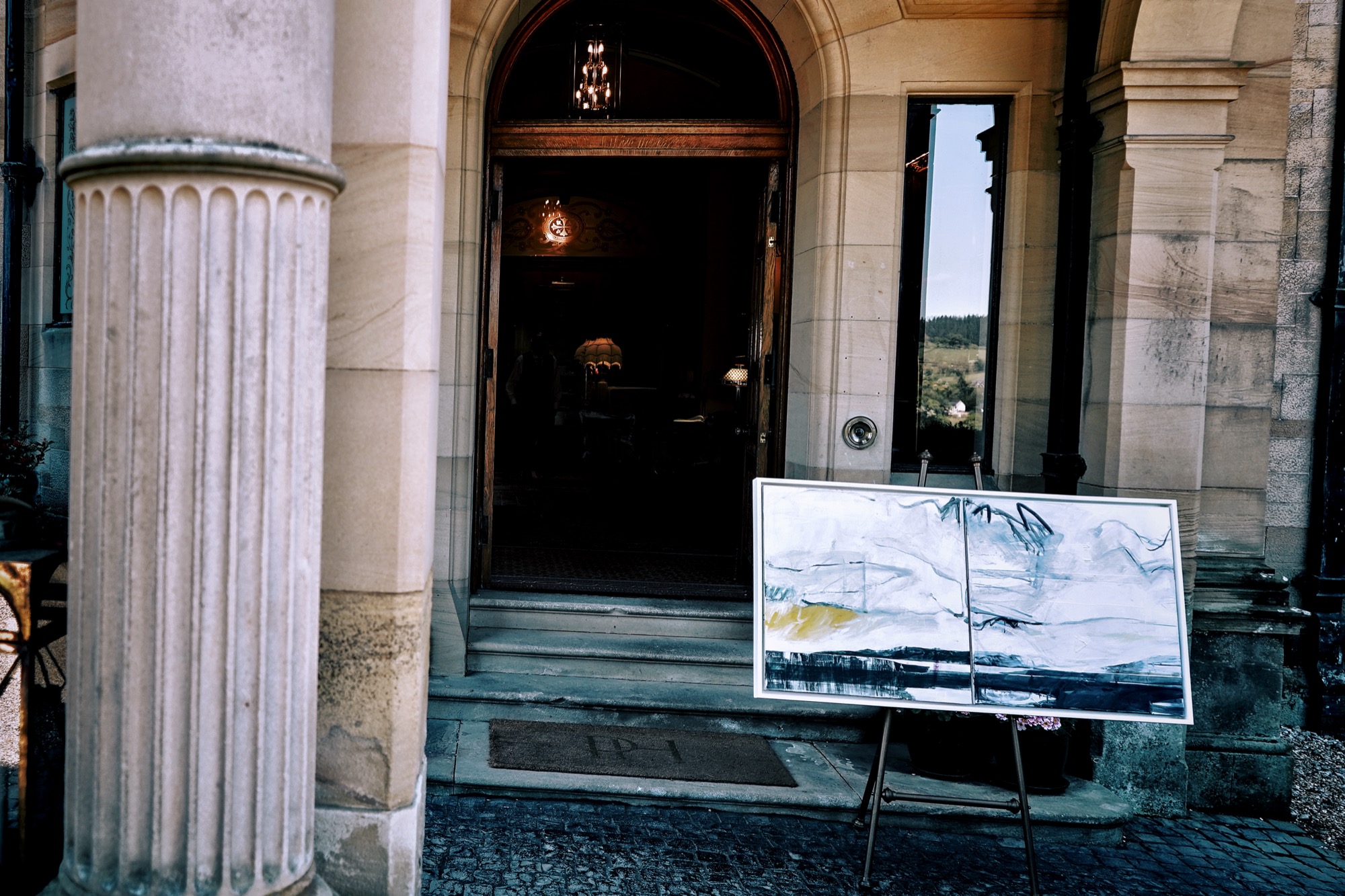 The entrance and grounds at Palé Hall